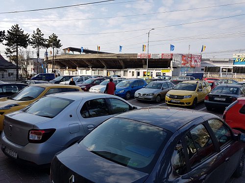 Prima parcare supraterană, la sediul Primăriei Suceava