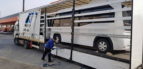 Primele autobuze 100% electrice au ajuns la Suceava