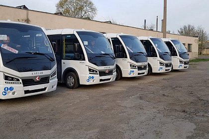 Primele autobuze 100% electrice au ajuns la Suceava