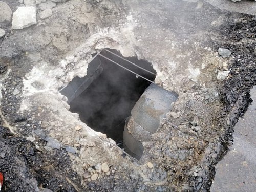 Două zile fără apă caldă pentru mii de suceveni, în urma unei avarii la magistrala de termoficare din Burdujeni