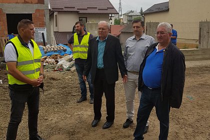 Modernizarea cartierului Obcini, verificată în teren de primarul Sucevei