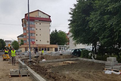 Modernizarea cartierului Obcini, verificată în teren de primarul Sucevei