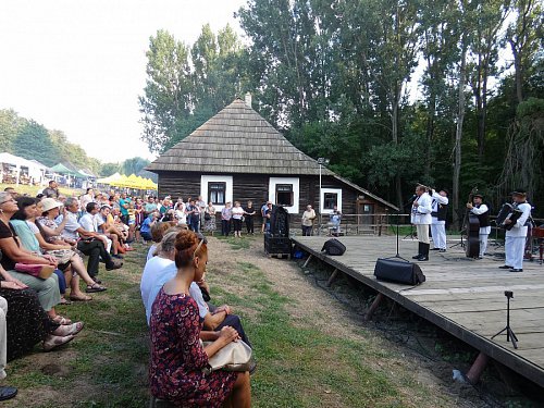 Concert extraordinar al lui Nicolae Furdui Iancu la Muzeul Satului Bucovinean