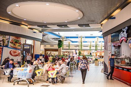 Zona de food din Shopping City Suceava a fost modernizată
