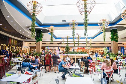 Zona de food din Shopping City Suceava a fost modernizată