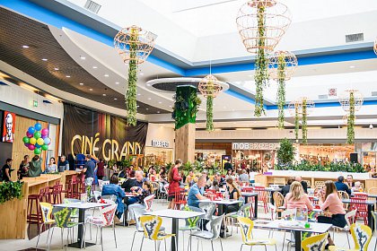 Zona de food din Shopping City Suceava a fost modernizată