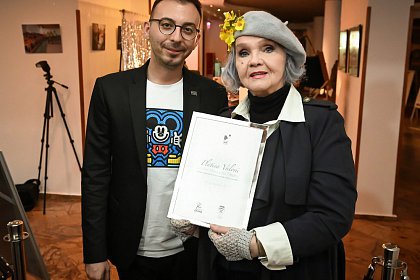 Margareta Pâslaru, primul Ambasador al Festivalului Tânăr de la Sibiu, recompensată cu „Platina Valorii”