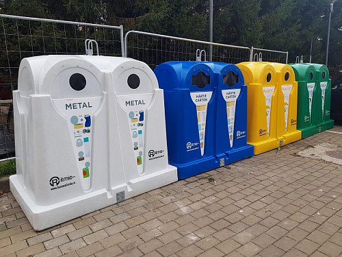 Containere pentru reciclare plastic, hârtie, sticlă și metal, amplasate în toate cartierele Sucevei