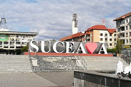 „Iubesc Suceava”, mesaj luminos, în centrul orașului, din 28 Noiembrie