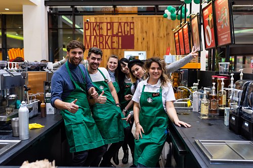 Starbucks a deschis prima cafenea din Suceava, la Iulius Mall