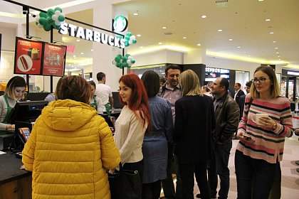 Starbucks a deschis prima cafenea din Suceava, la Iulius Mall