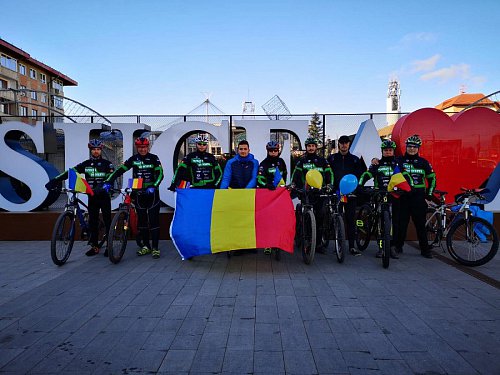 Traseu de 20 km, parcurs cu tricolorul pe bicicletă, de Ziua Națională a României