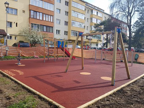 Alte 10 locuri de joacă din municipiul Suceava vor fi modernizate în 2020