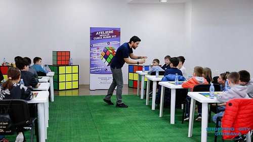 Ateliere de cub Rubik 3x3, gratuit, la Shopping City Suceava