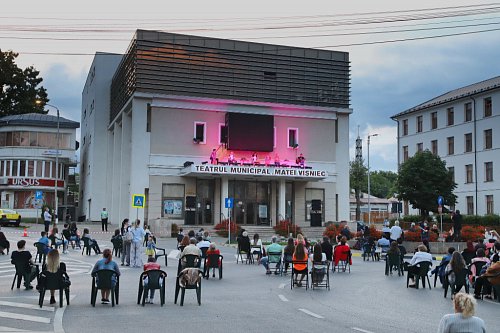 Circulație auto restricționată în centrul Sucevei, pentru spectacol, în ultima zi a Festivalului de teatru