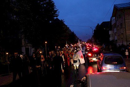 Cavaleri, domnite, razboinici si arlechini in cea mai mare parada medievala din Romania