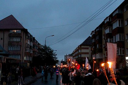 Cavaleri, domnite, razboinici si arlechini in cea mai mare parada medievala din Romania