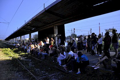 “Trenul de noapte" a ajuns în Gara Burdujeni, cu un numar record de spectatori