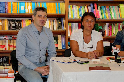 Cezar Căilean, director marketing “Alexandria Librării” și Lena Ailincă, asistent social la Salvati Copii, de 24 de ani