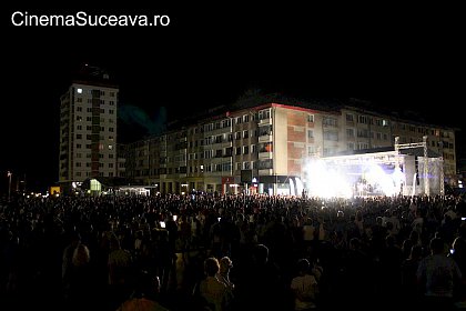 Voltaj X Tour a pornit de la Suceava, cu mii de spectatori
