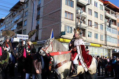 Festivalul internaţional de datini şi obiceiuri de iarnă „După datina străbună”