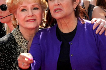 Actriţa Debbie Reynolds a murit la o zi după ce şi-a pierdut fiica, Carrie Fisher - Debbie Reynolds si Carrie Fisher - foto dreamstime.com