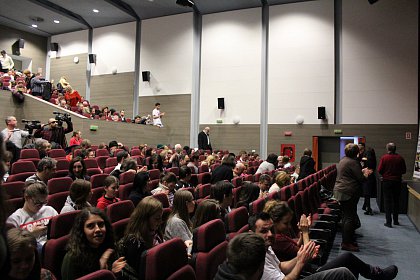 6,9 pe scara Richter - o comedie zguduitoare,  care a rulat cu sala plină la Cinema Modern