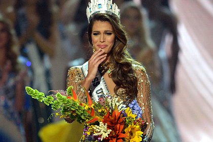 Cea mai frumoasa femeie din lume - Iris Mittenaere, noua Miss Universe - Galerie foto - video