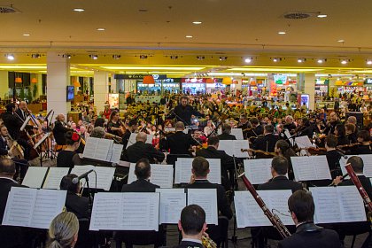 „Concertul primăverii”, al Paulei Seling și Filarmonicii Botoșani, mărțișorul oferit de Iulius Mall