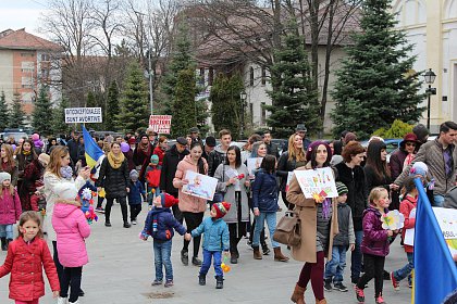 Peste 1000 de participanți la „Marșul pentru viață”, pe străzile Sucevei