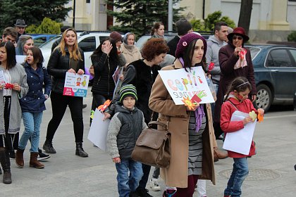 Peste 1000 de participanți la „Marșul pentru viață”, pe străzile Sucevei