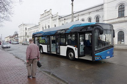 Transport gratuit pentru pensionari, în Suceava, cu autobuzele electrice