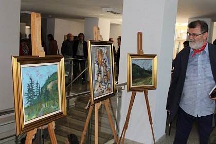 Expoziţie de pictură şi lansare de carte la Muzeul de Istorie - Galerie Foto