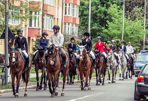 Parada Ecvestră din Ținutul Rădăuților, în Centrul Istoric