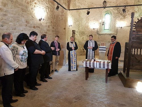 Slujbă de pomenire a domnitorilor moldoveni în capela Cetății de Scaun Suceava