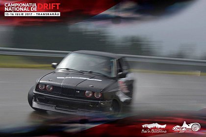 Drift Rarău – spectacol auto la înălțime, cu mașini tunate, piloți îndrăzneți și sute de cai putere