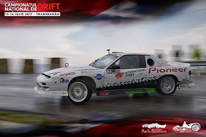 Drift Rarău – spectacol auto la înălțime, cu mașini tunate, piloți îndrăzneți și sute de cai putere