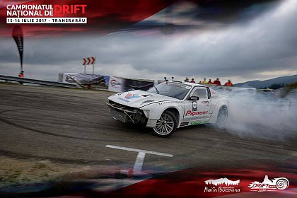 Drift Rarău – spectacol auto la înălțime, cu mașini tunate, piloți îndrăzneți și sute de cai putere