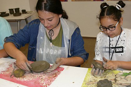 Atelier de arheologie experimentală Artă şi Artefacte, la Muzeul de Istorie