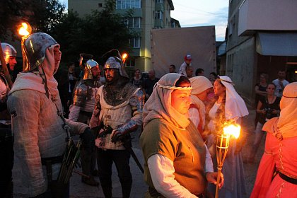 Parada cu făclii a deschis festivitățile celui mai mare festival medieval din țară, la Suceava - Galerie Foto