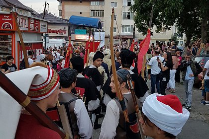 Parada cu făclii a deschis festivitățile celui mai mare festival medieval din țară, la Suceava - Galerie Foto