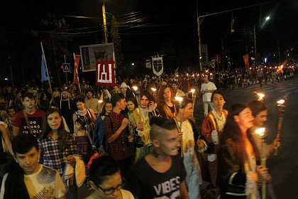 Parada cu făclii a deschis festivitățile celui mai mare festival medieval din țară, la Suceava - Galerie Foto