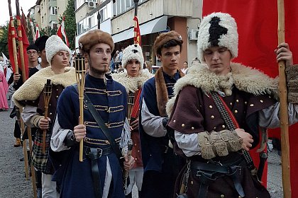 Parada cu făclii a deschis festivitățile celui mai mare festival medieval din țară, la Suceava - Galerie Foto