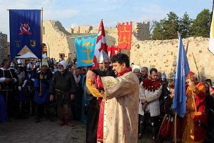 Cel mai mare festival medieval din România, deschis oficial, la Suceava, cu salve de tun și binecuvântarea lui Ștefan cel Mare