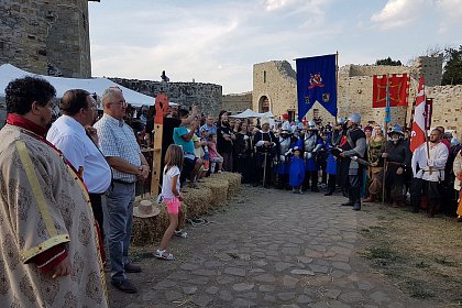 Cel mai mare festival medieval din România, deschis oficial, la Suceava, cu salve de tun și binecuvântarea lui Ștefan cel Mare