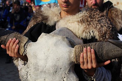 Cel mai mare festival medieval din România, deschis oficial, la Suceava, cu salve de tun și binecuvântarea lui Ștefan cel Mare