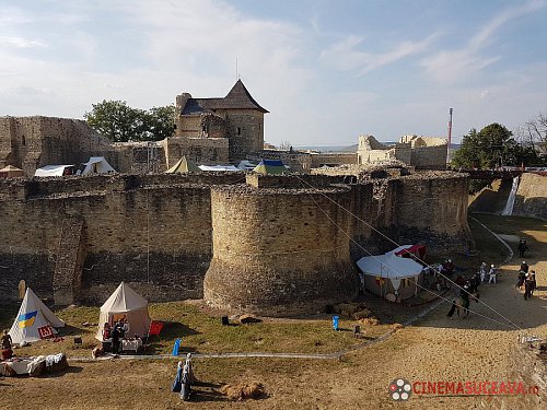 Cel mai mare festival medieval din România, deschis oficial, la Suceava, cu salve de tun și binecuvântarea lui Ștefan cel Mare