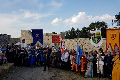 Cel mai mare festival medieval din România, deschis oficial, la Suceava, cu salve de tun și binecuvântarea lui Ștefan cel Mare