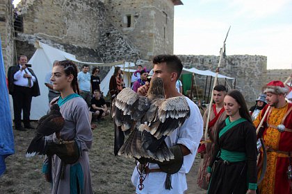 Cel mai mare festival medieval din România, deschis oficial, la Suceava, cu salve de tun și binecuvântarea lui Ștefan cel Mare