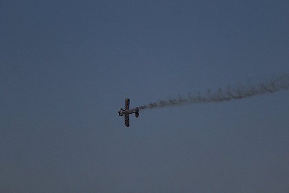 Explozii, foc și manevre periculoase, la spectacolul aviatic Suceava Air Show - Foto - Video